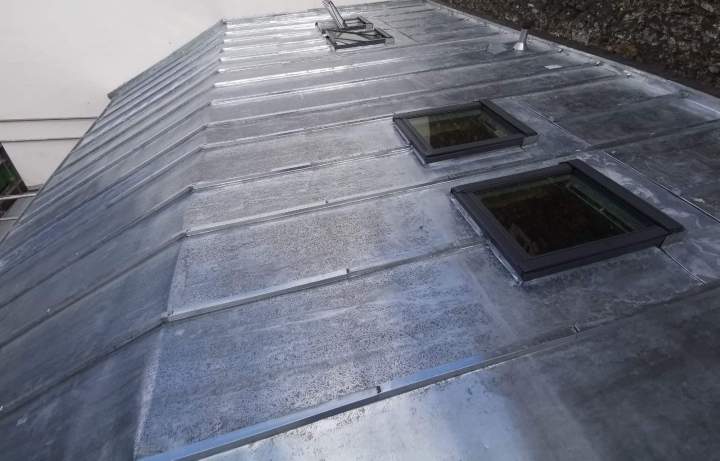 Toiture en zinc Courbevoie